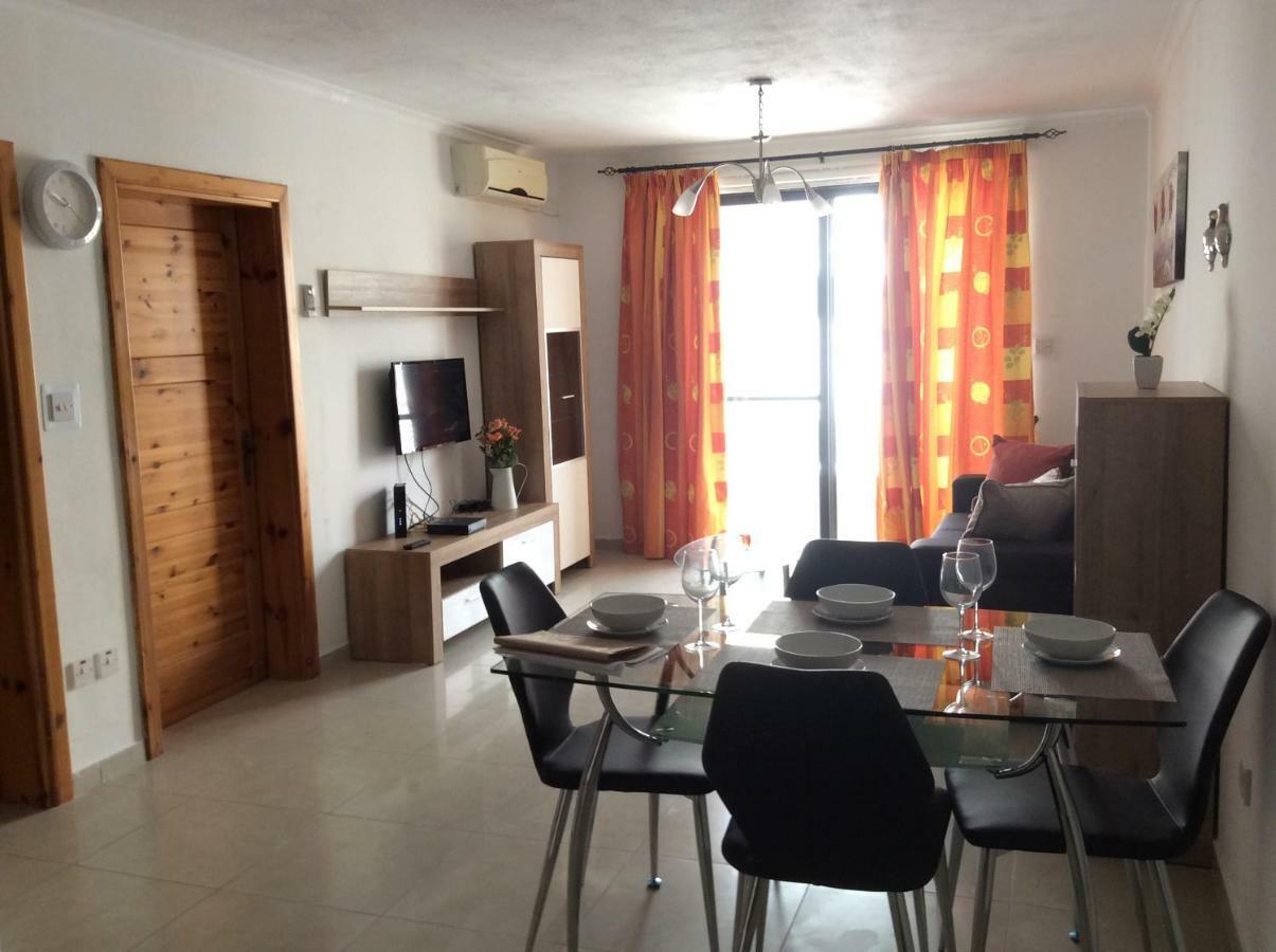 Comfort Apartment No. 16, Daffodil Court San Pawl il-Baħar Zewnętrze zdjęcie